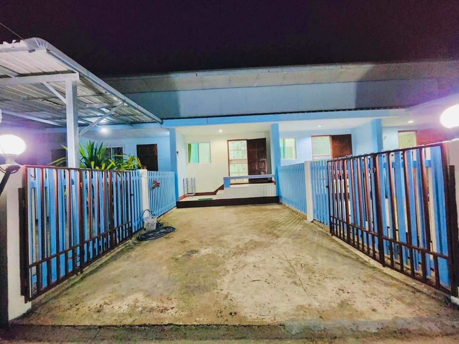Baan Meen - Vacation Home Ban Huai Phlu Buitenkant foto