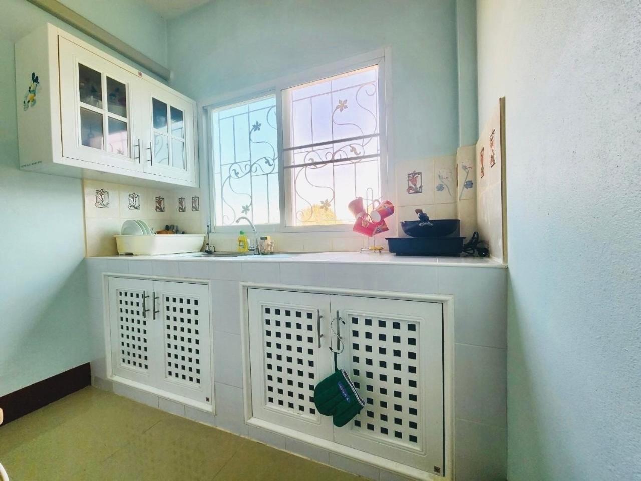 Baan Meen - Vacation Home Ban Huai Phlu Buitenkant foto