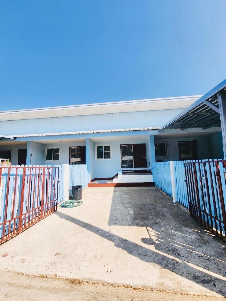 Baan Meen - Vacation Home Ban Huai Phlu Buitenkant foto